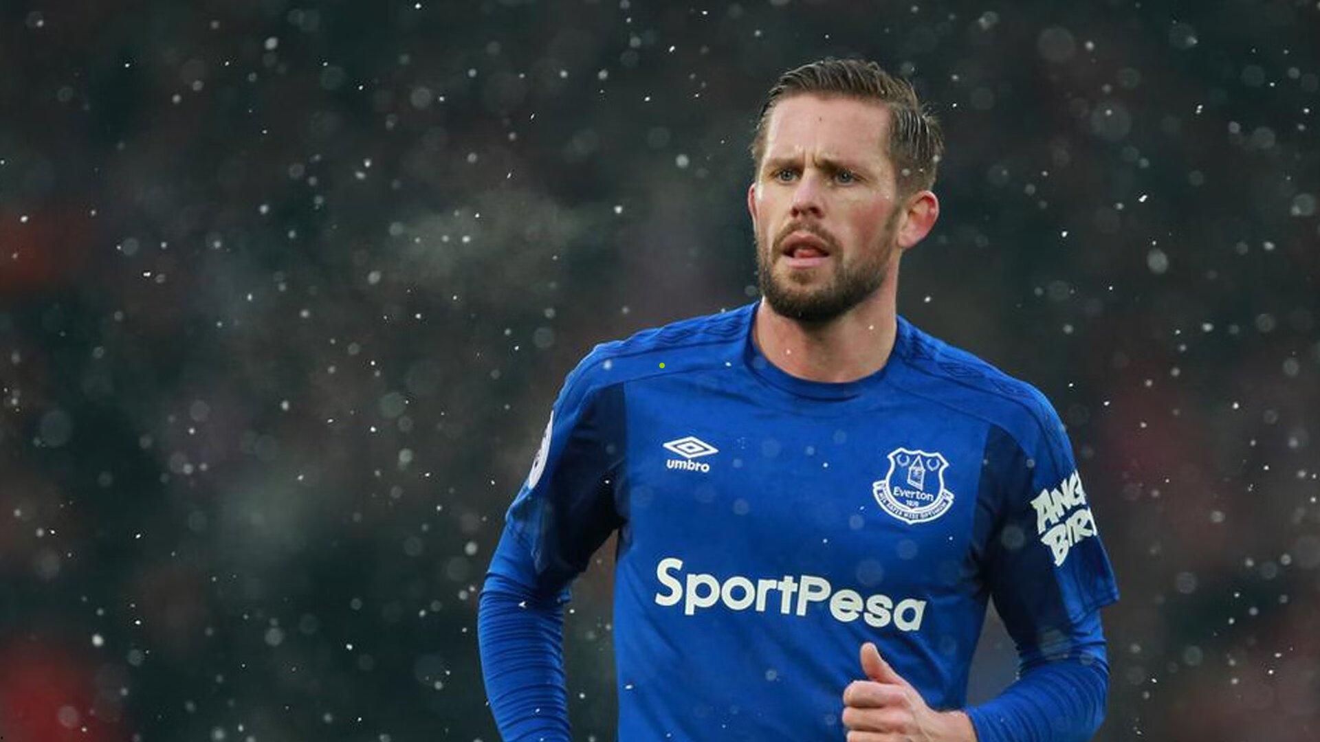 巴萨全队团结声援阿劳霍，乌拉圭后卫坦诚面对红牌教训